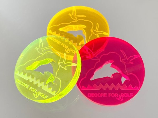 画像2: 【3個セット】厚さ5mmの蛍光色ドルフィン・イルカ・アクリル製ゴルフマーカー  (2)