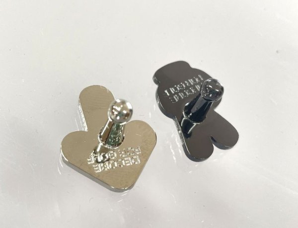 画像2: グリップエンドに使える!ピースグリップエンドピン ピンマーク ゴルフマーカー  2個セット  (2)